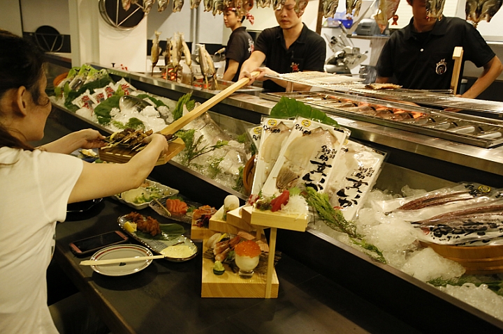 狸爐端燒 日式居酒屋-經過任意門到日本