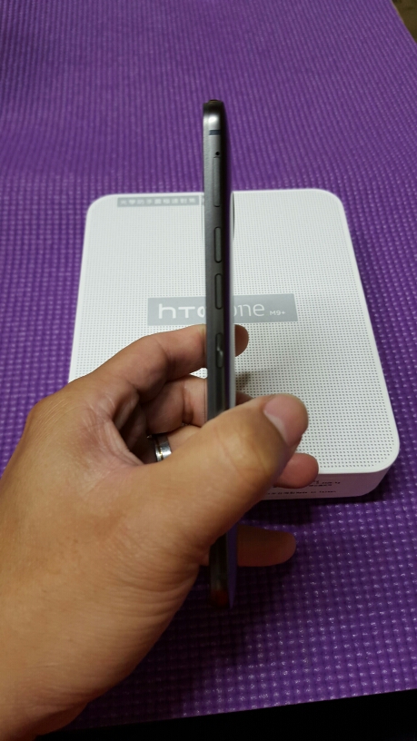 One M9+第二次開箱「極光版」啦！10/17 補充心得文及不專業試拍