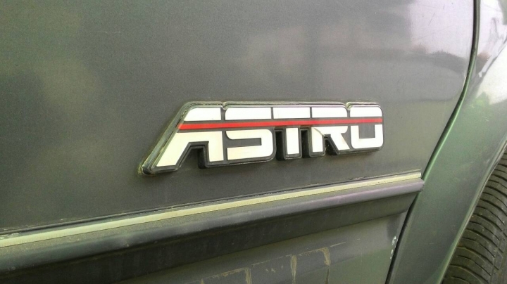【關箱】Chevrolet Astro