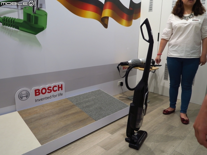 原來Bosch全身充滿敏感帶