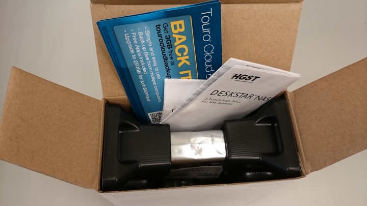 全新HGST Deskstar 6TB NAS專用碟開箱