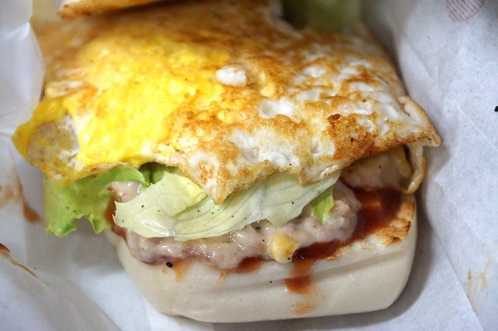 [台南][中西區] 『碳饅堡』豆漿宵夜早點