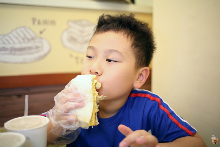 [台北]台北信義區的美食--i吐司早午餐、碳烤土司  by蛋拔