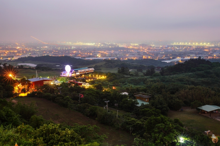 [桃園]桃園看夜景景點懶人包,再附帶幾間景觀餐廳--大古山、乳姑山、虎頭山  by蛋拔