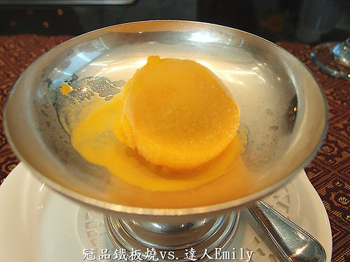 【台中美食】:台中長榮冠品鐵板燒,海陸大餐,龍蝦+生蠔+老饕牛排,味覺的極致饗宴!