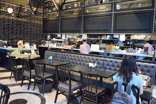 [UZNA OMOM杏桃鬆餅屋(阪急店]週末早晨 來頓美味免訂位的早餐吧！