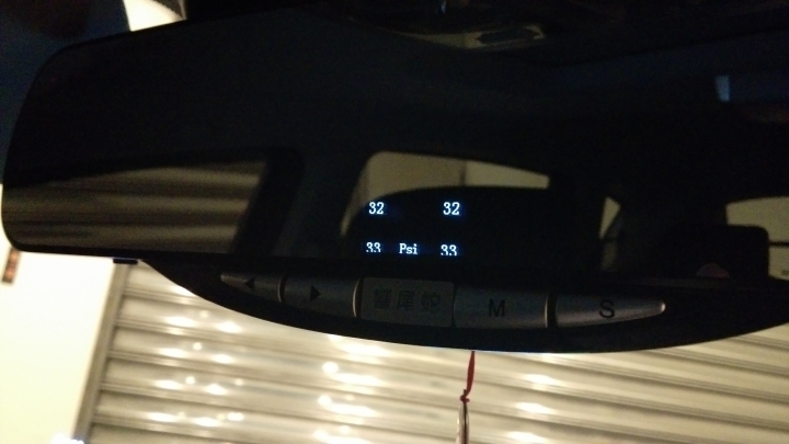 新購入MTR-8650有整合胎壓偵測的行車記錄器