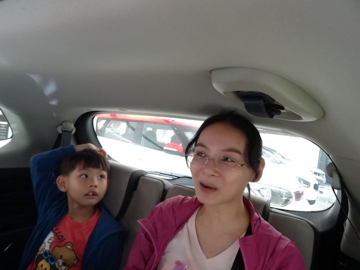80>160 超值破表 《KIA Carens CRDi 我的家庭MPV》CSK不專業試乘體驗 圖多