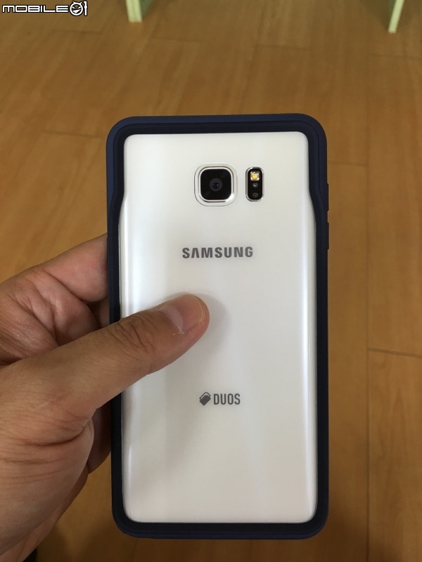 note5的犀牛盾上手！