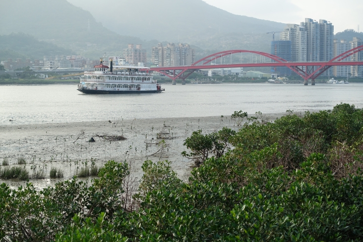 樂在騎中之八里、社子、新北大橋