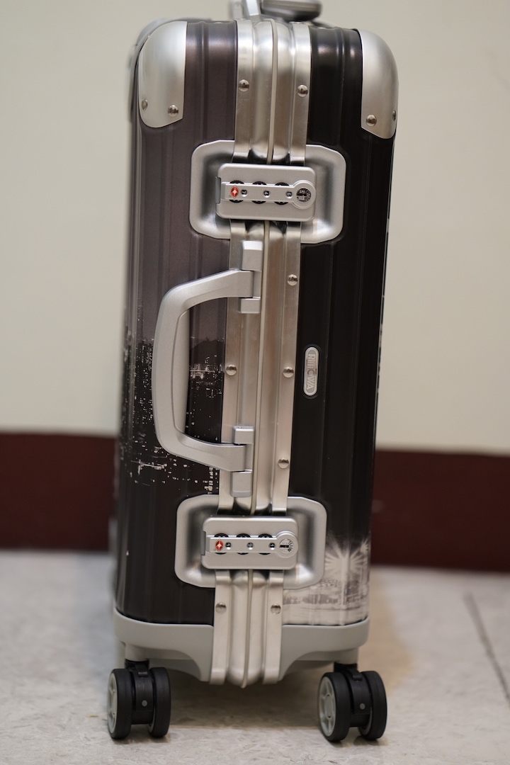 [開箱] RIMOWA 紀念在台10週年 20吋鋁美合金限量款登機箱