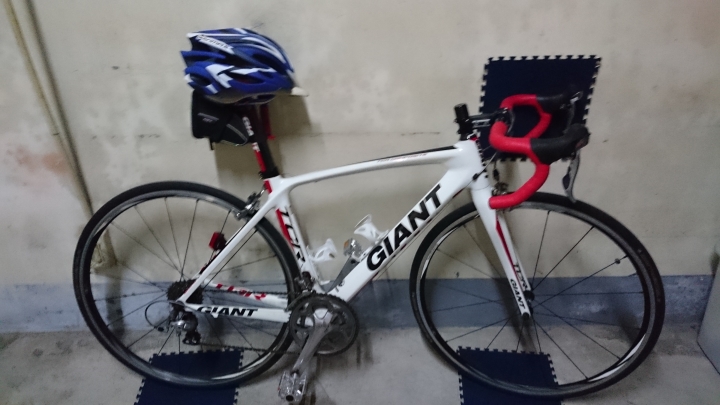 分享牽車喜悅～～GIANT TCR COMPOSITE 1