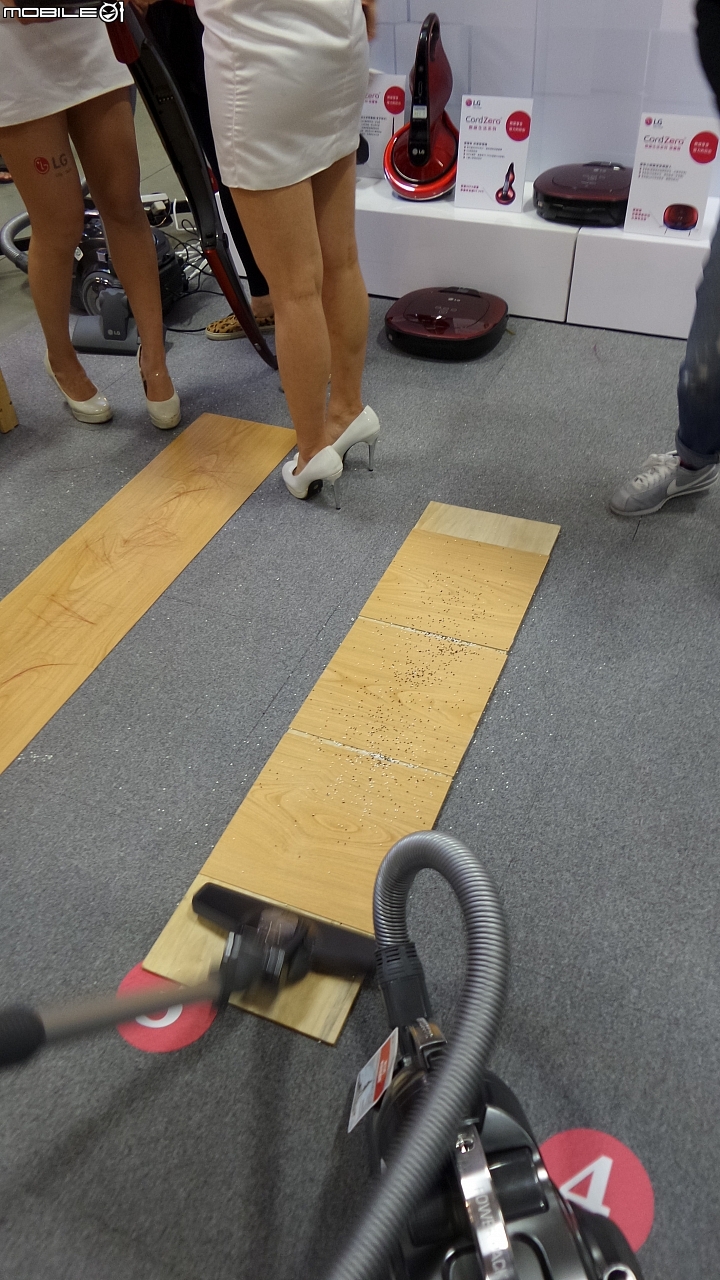【只剪插頭不減吸力--LG CordZero無線吸塵器體驗會】好會吸心得分享