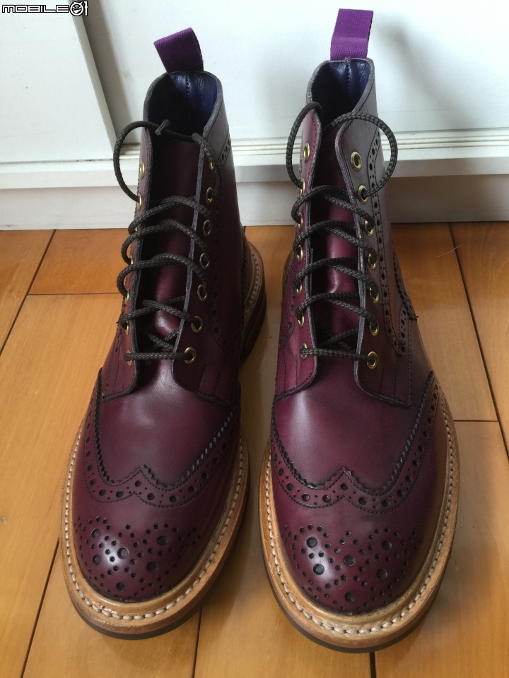 Shoe Healer 買的紫色Tricker's