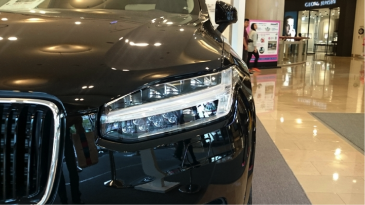 101逛街遇到XC90
