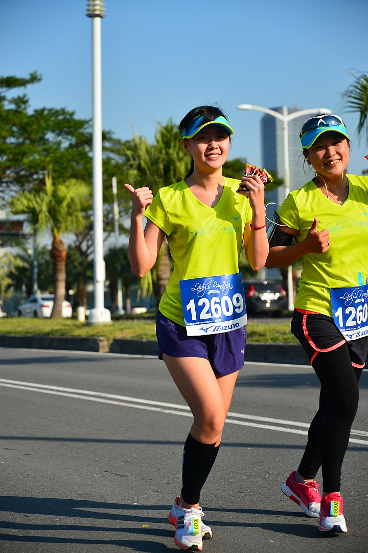 【照片分享】2015/11/28 MIZUNO Lady's Running