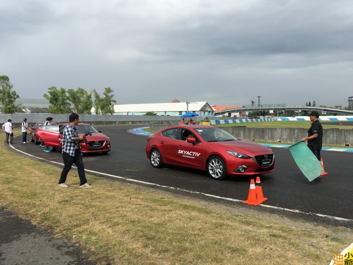 MAZDA人馬一体駕駛心得分享- [Mazda 6] 2015 MAZDA DAY @ 大鵬灣