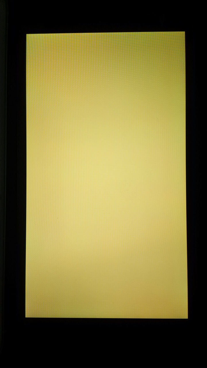 螢幕周圍出現怪怪的，請問這隻iphone5s需要維修嗎??
