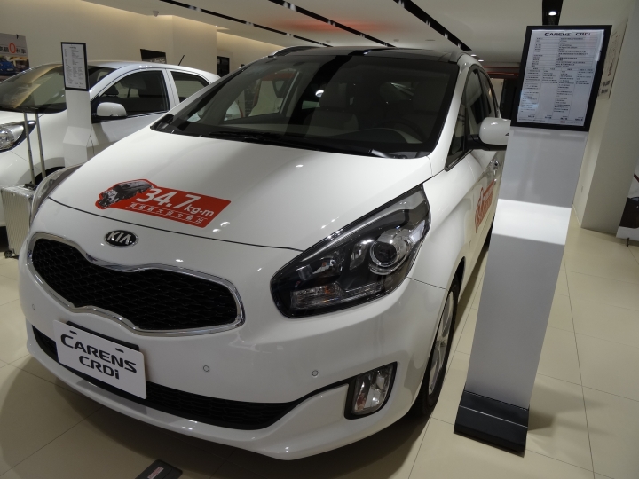 跨界殺手KIA Carens CRDi 試乘體驗