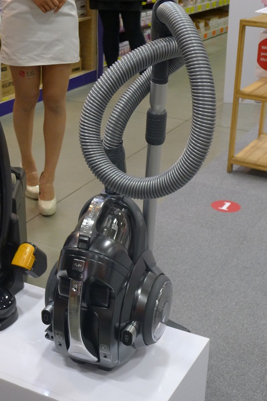 LG CordZero無線吸塵器~超強大吸力讓你清潔無壓力
