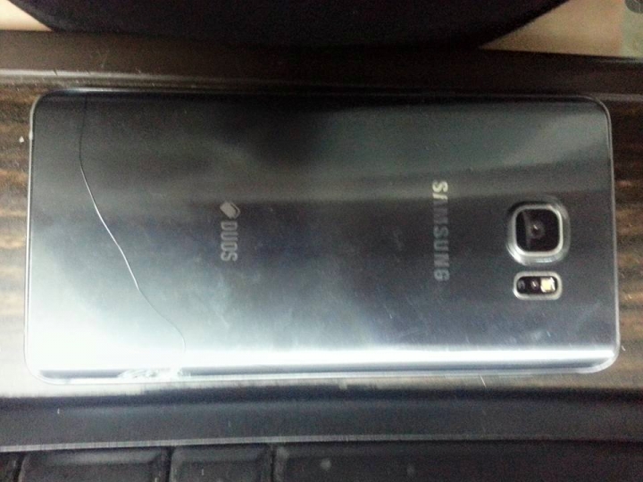 NOTE5 背蓋維修問題