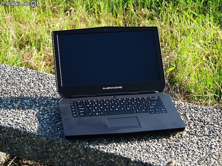 追求最強遊戲筆電領域 - Dell Alienware 15入手解析