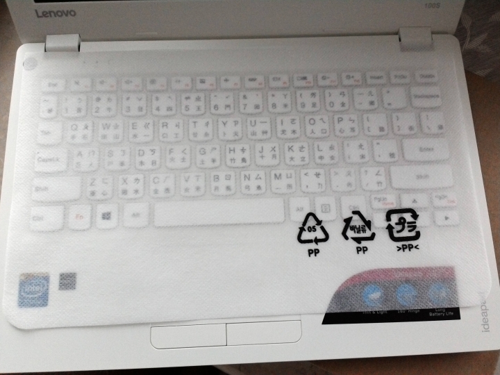 Lenovo IdeaPad 100s 小筆電簡易開箱