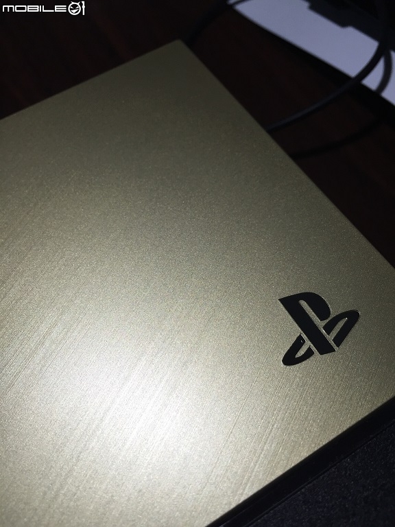 金光閃閃的PS4 金色硬碟蓋開箱~ (其他顏色也來秀一下吧)