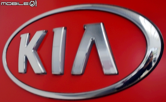 《KIA Carens CRDi 我的家庭MPV》試乘體驗心得分享
