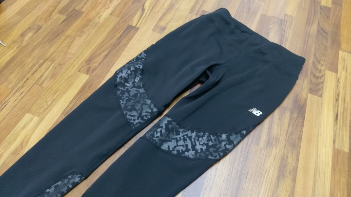 運動時穿哪一件可以吸引到他