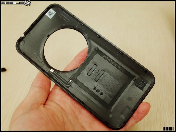 ZenFone Zoom 簡易開箱 - 三倍近登場