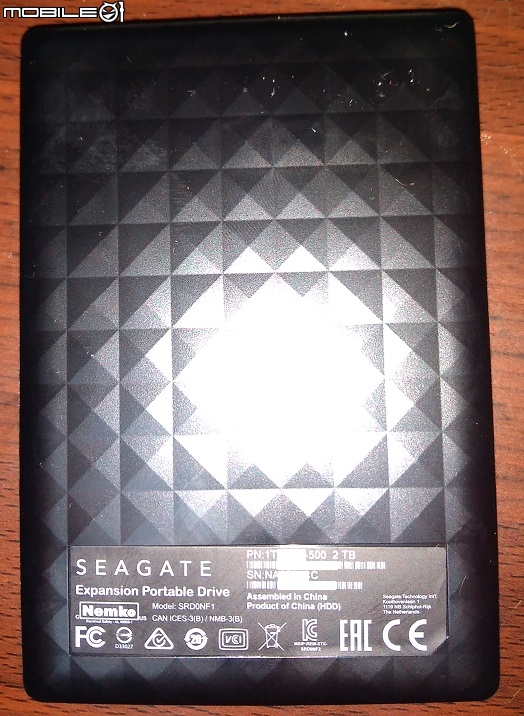 [開箱,拆箱?] 新版 Seagate expansion Portable 2TB 2.5吋