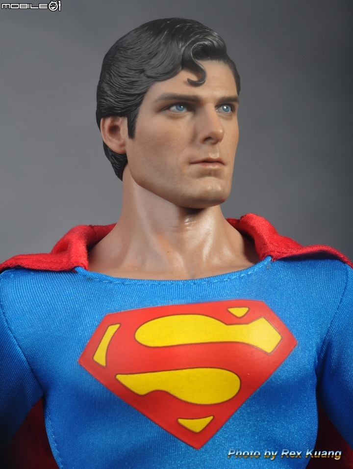 我最喜歡的超級英雄角色: SUPERMAN