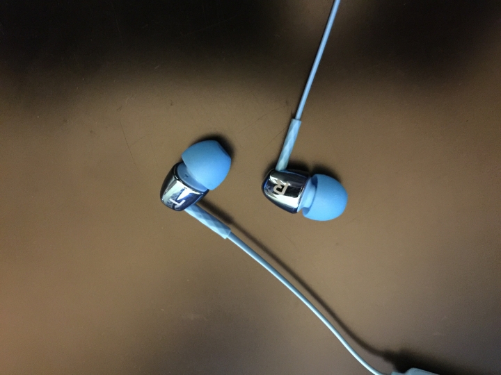 Philips SHB5900 藍芽耳機 純開箱照