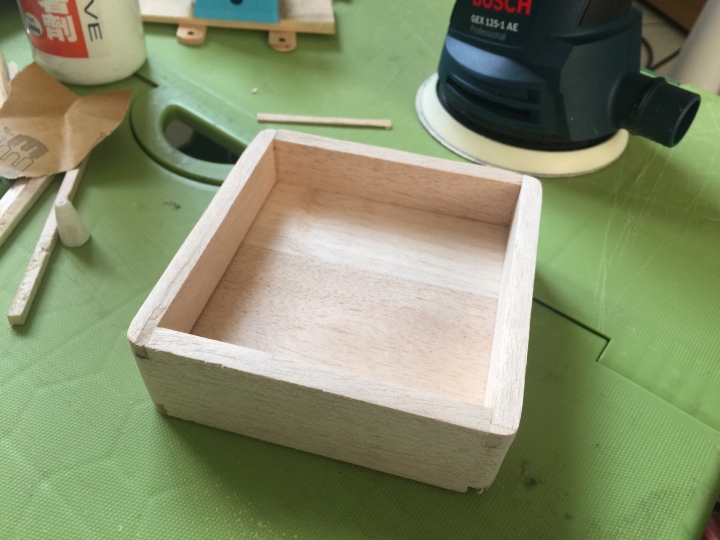 DIY巴爾莎木自製手錶充電座