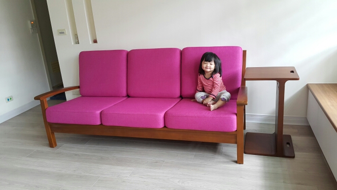 小資家庭有限預算創造大大的效益……感謝01!!!!!     內含歐德系統櫃，優渥實木，QS超耐磨地板，乾悟上下床，八里楓格名床，永和億安廚具，隆美窗簾等心得分享。