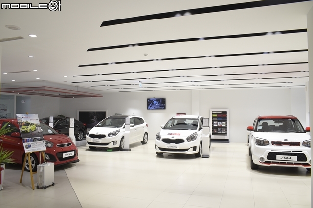 《KIA Carens CRDi 我的家庭MPV》試乘體驗心得分享