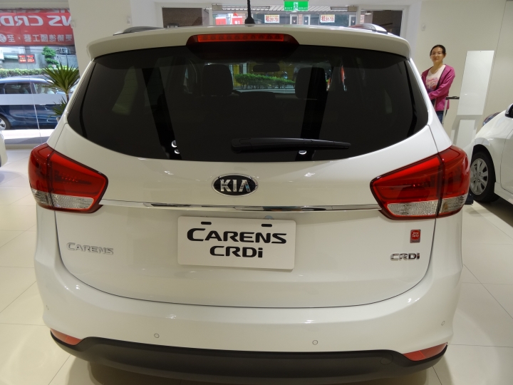 跨界殺手KIA Carens CRDi 試乘體驗