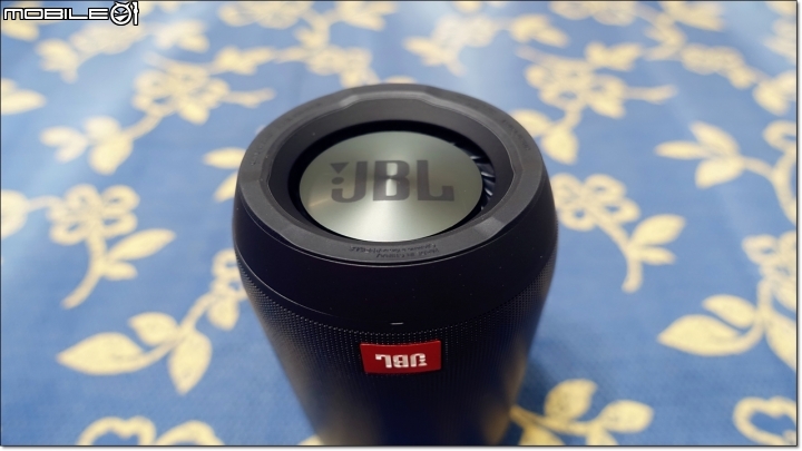 JBL Pulse2 藍牙無線便攜音箱炫彩360度LED燈音響 [開箱文]