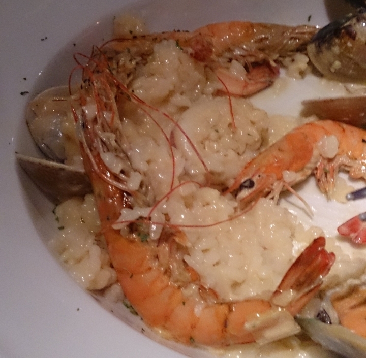 前鎮區  EAT  吃喝俱樂部