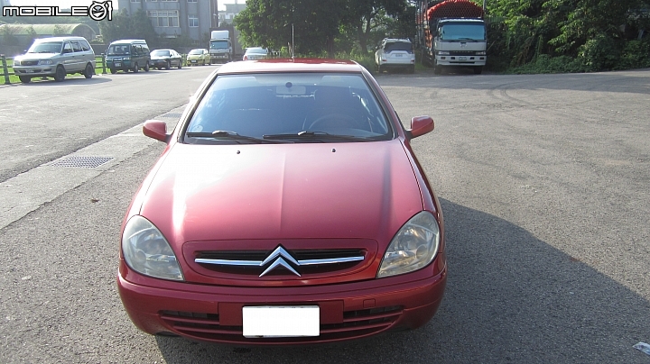 請問Xsara N7 1.6VTR多少里程數要保養一次？