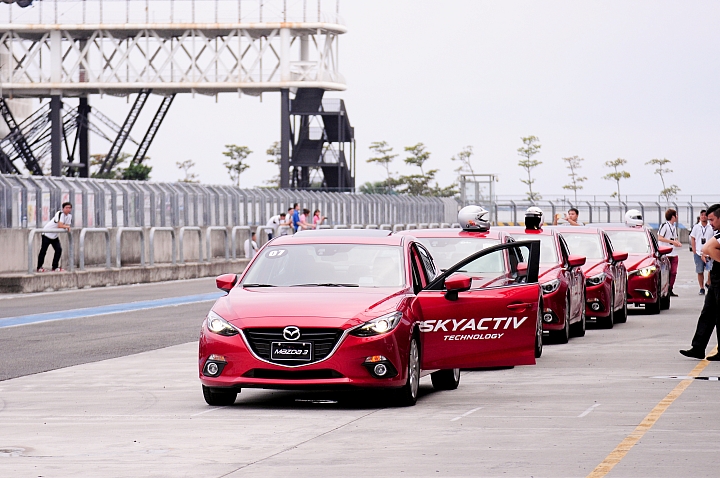 2015 MAZDA DAY 大鵬灣品牌賽道體驗日