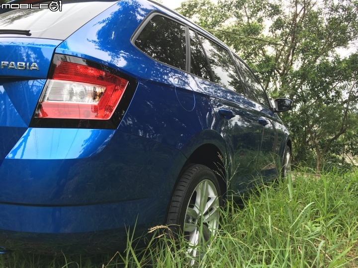 Fabia Combi 開箱（純回饋，照片隨意拍拍勿見怪）