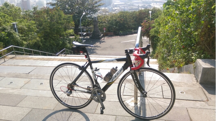 2016 dt swiss rr21簡單開箱
