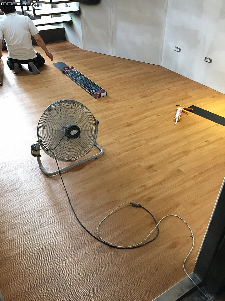 [開箱] 挑高 極小 4米2 毛胚屋大改造 夾層 隔間 樓中樓 變身兩間套房精緻簡約風 [圖多慎入]