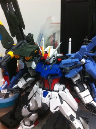 MG 1/100 超完美攻擊鋼彈？