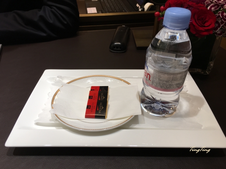 【開箱】25年青春~我們決定買亮亮小石頭Cartier1895&三環戒