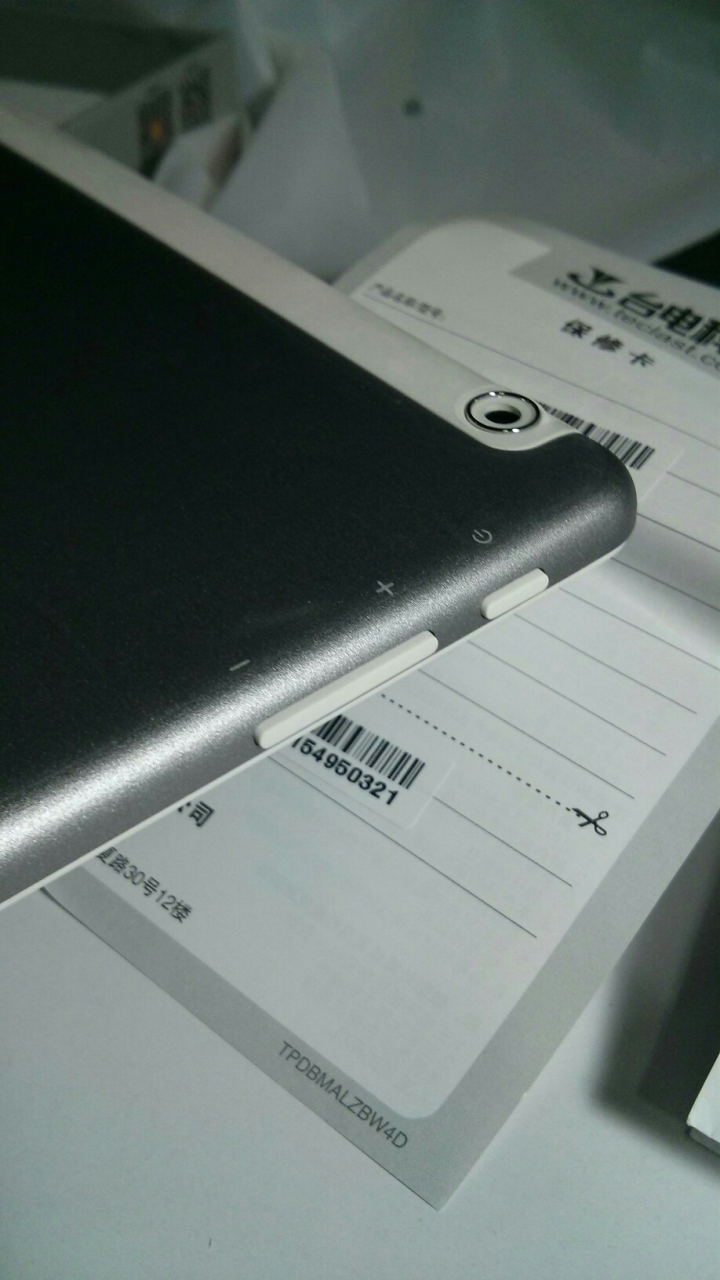 台電 X98 PRO 開箱(11/29更新使用心得,LOL測試!)