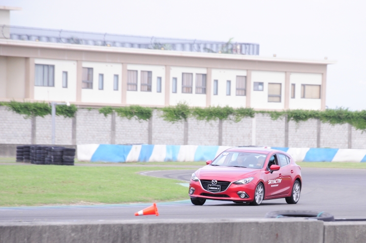 2015 MAZDA DAY 大鵬灣品牌賽道體驗日