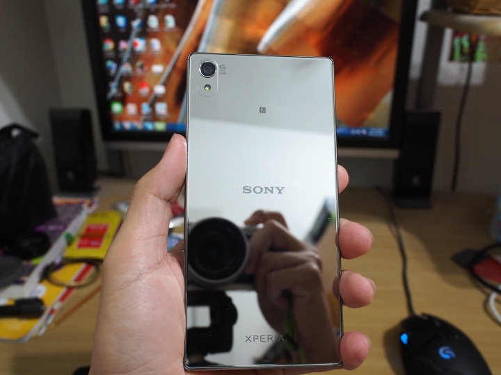 (分享)Z5P IMOS AGC 背面玻璃保護貼